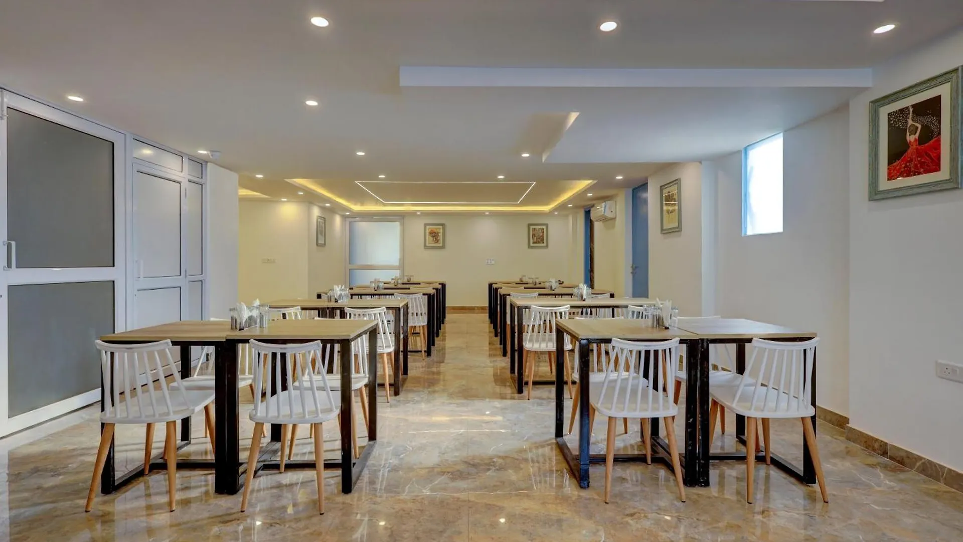 Townhouse Oak Elite Golf Stays 구르가온 호텔